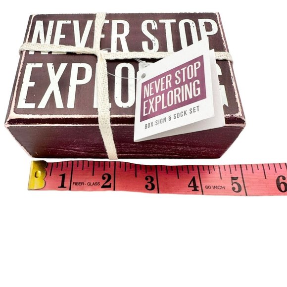 Primitives by Kathy 'Never Stop Exploring' Box Sign & Orange Socks Set NWT - Picture 5 of 10